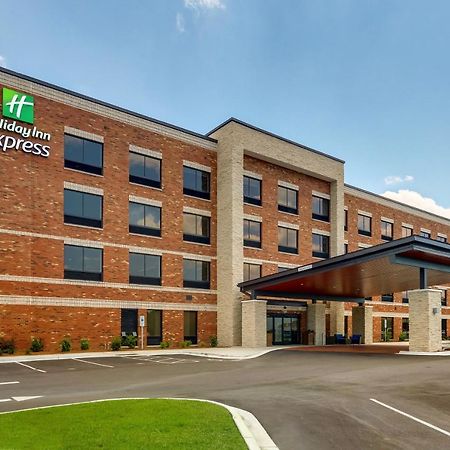 Holiday Inn Express - Wilmington - Porters Neck By Ihg Exterior foto