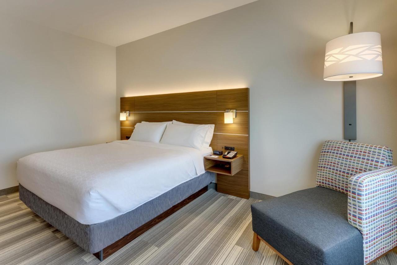 Holiday Inn Express - Wilmington - Porters Neck By Ihg Exterior foto
