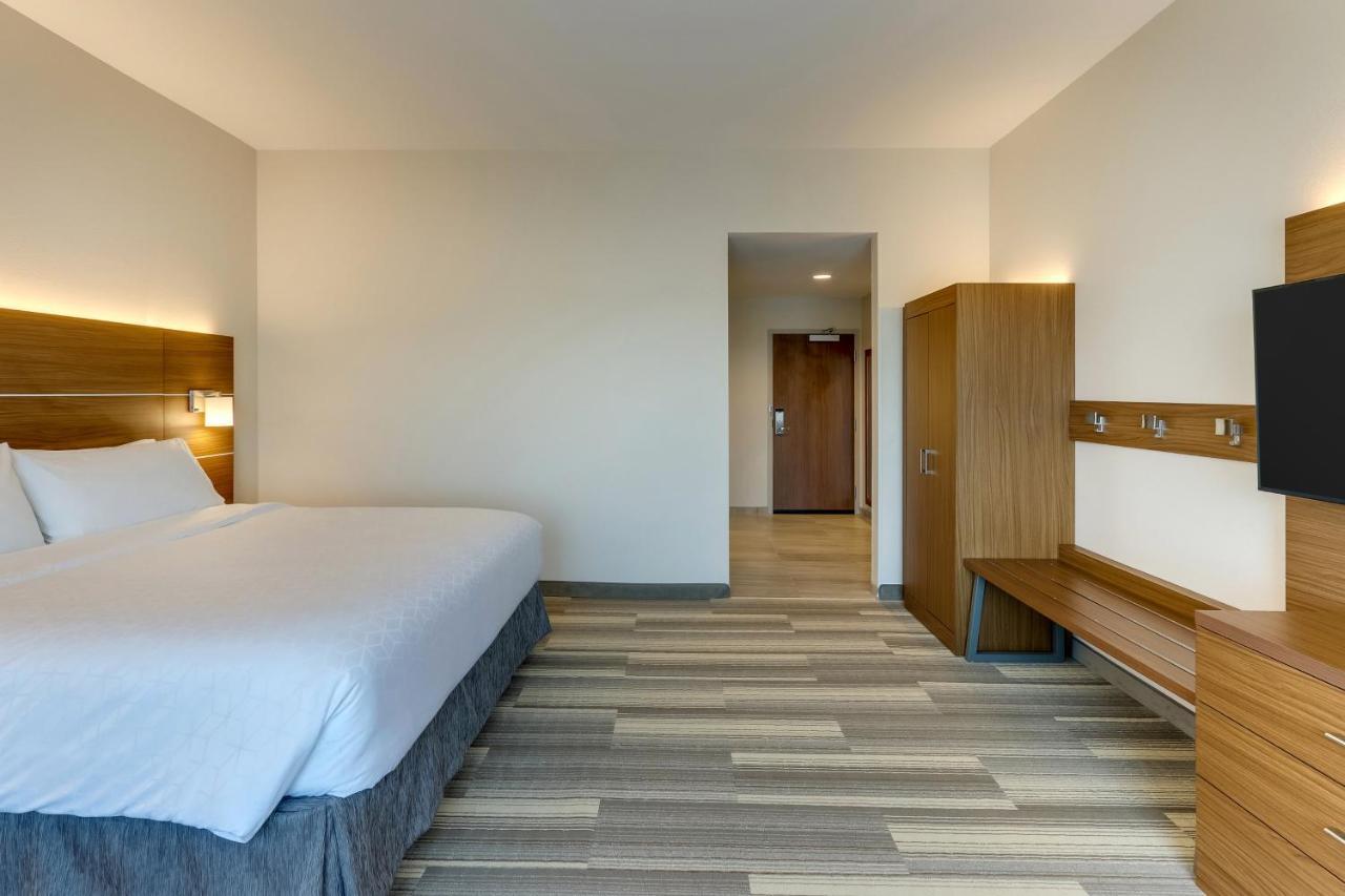 Holiday Inn Express - Wilmington - Porters Neck By Ihg Exterior foto